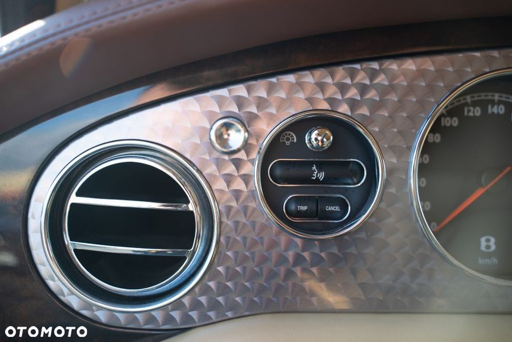 Bentley Arnage T - 24