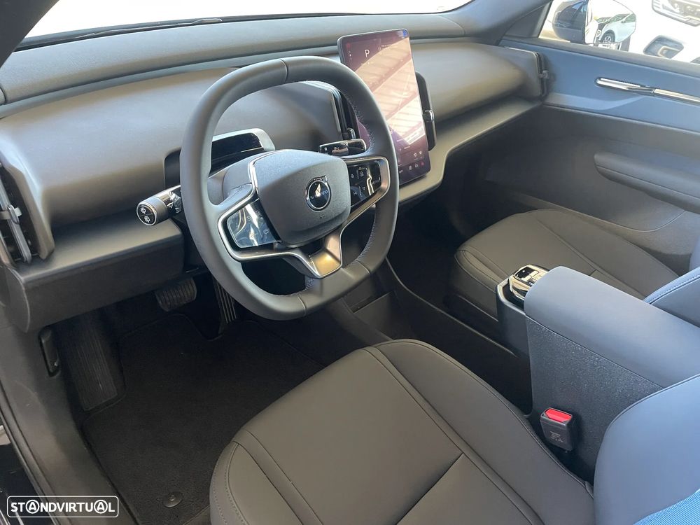 Volvo EX30 51 kWh Single Motor Black Edition - 12