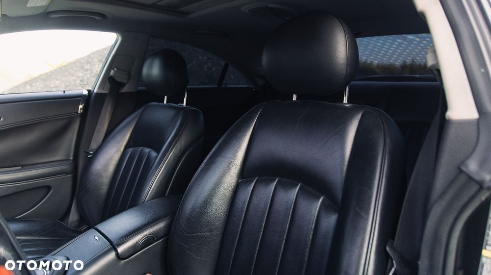 Mercedes-Benz CLS - 26