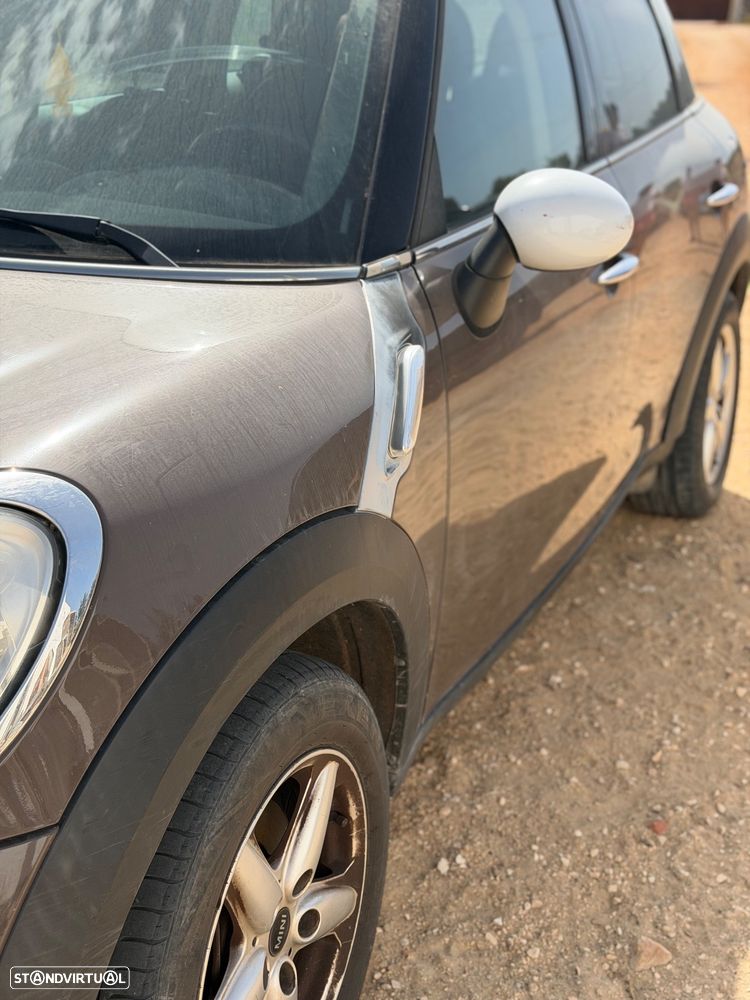 MINI Countryman Cooper Park Lane Chili - 3