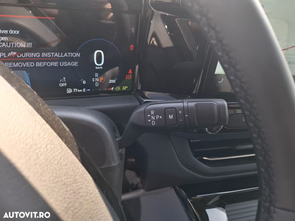 Ford Tourneo Custom - 17