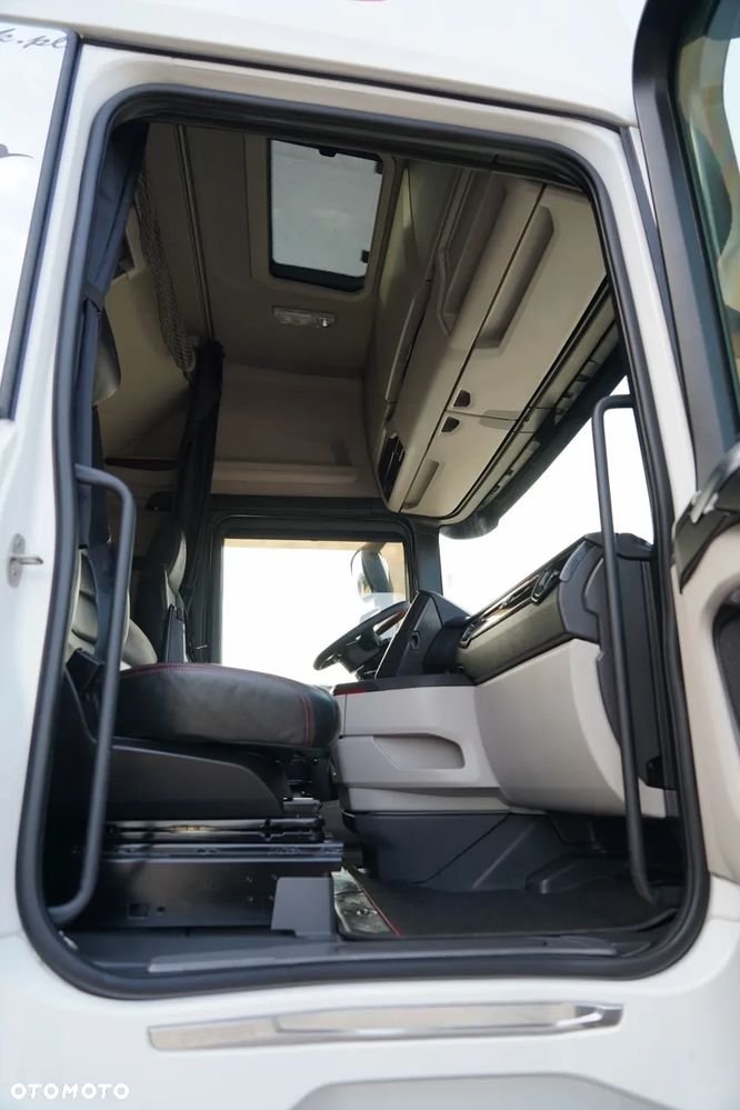 Scania S 580 / V8 / RETARDER / KLIMA POSTOJOWA / CAŁA NA PODUSZKACH / ALUFELGI  /  SKÓRY / OPONY 100% / - 35