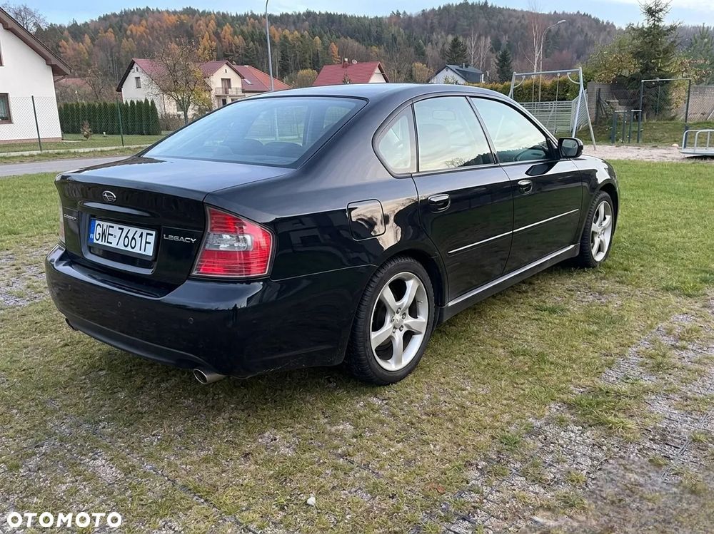 Subaru Legacy - 3