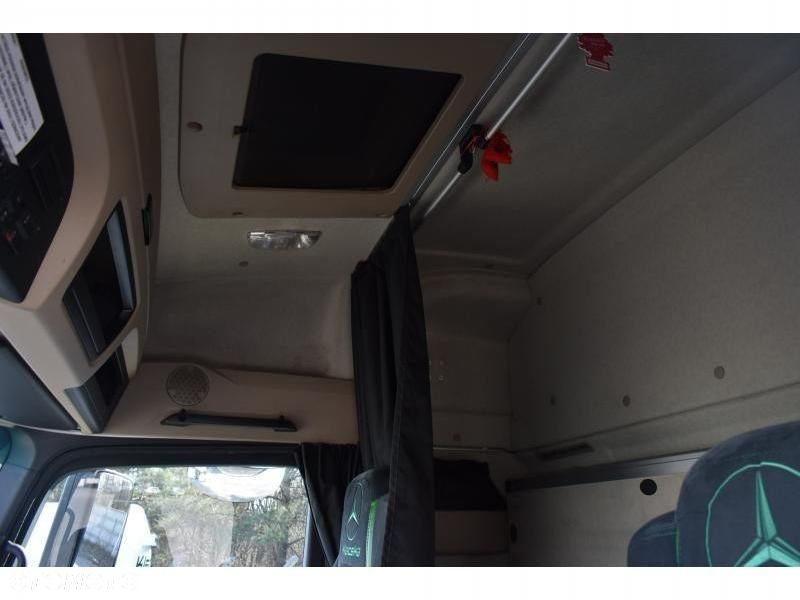 Mercedes-Benz Actros - 21