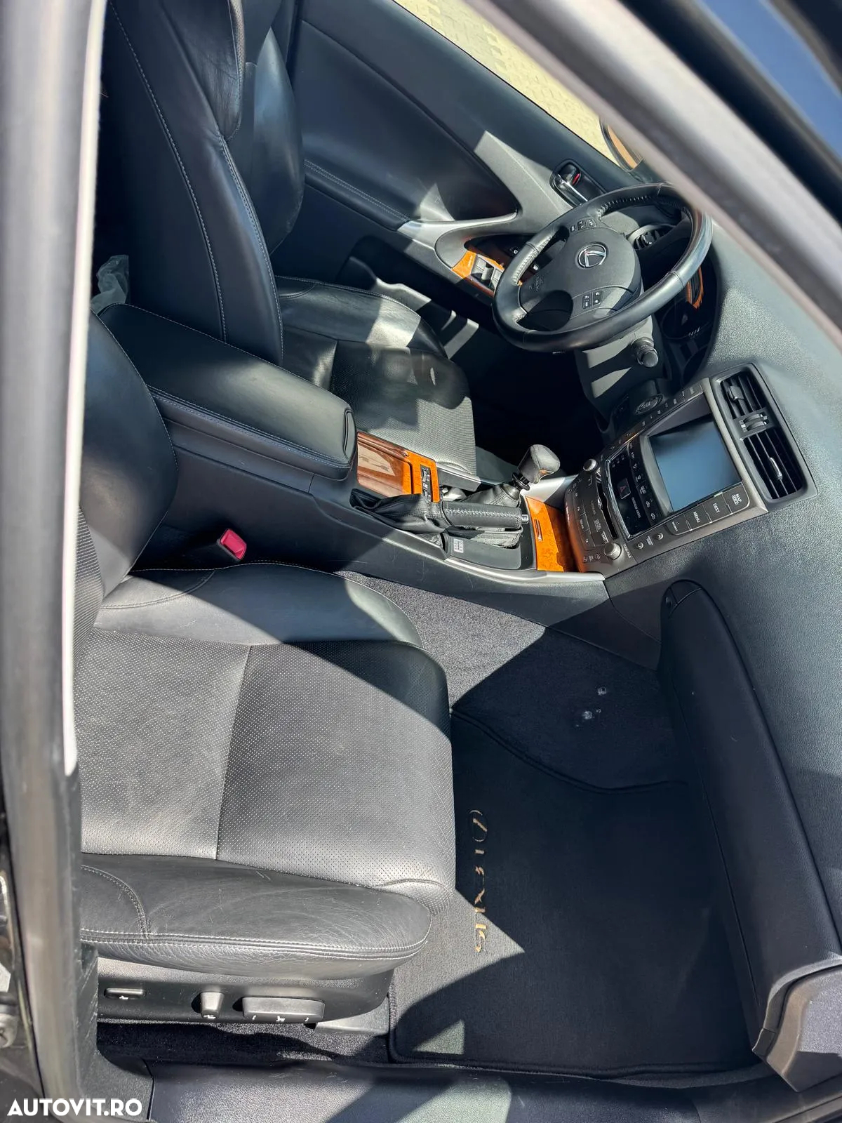 Lexus Seria IS 220d Business - 12