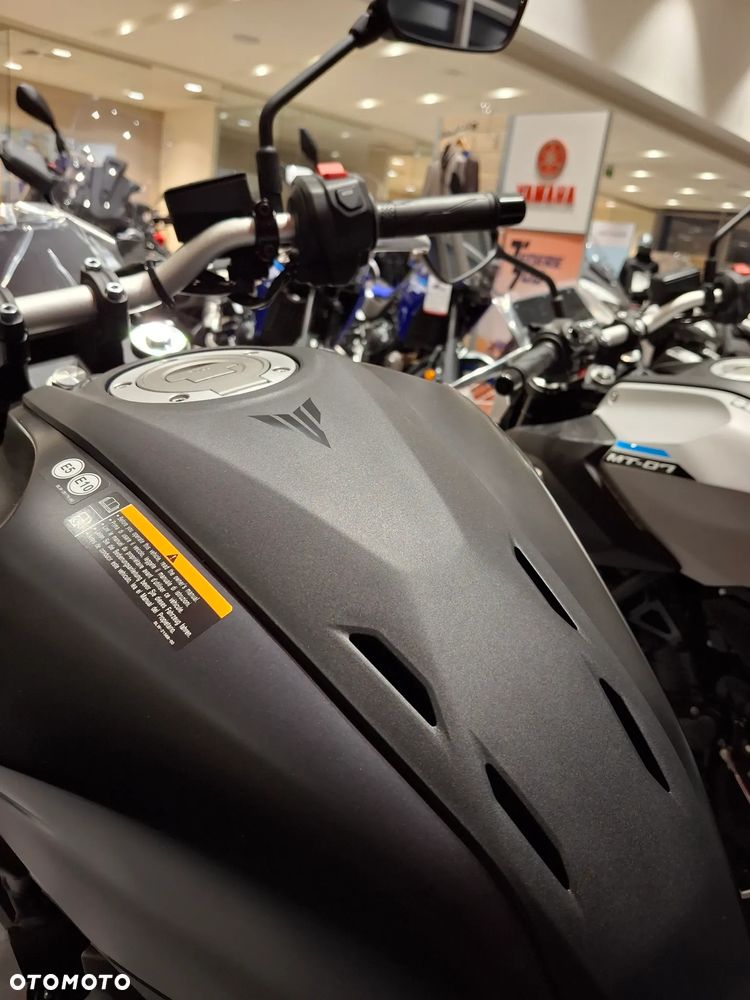 Yamaha MT - 32