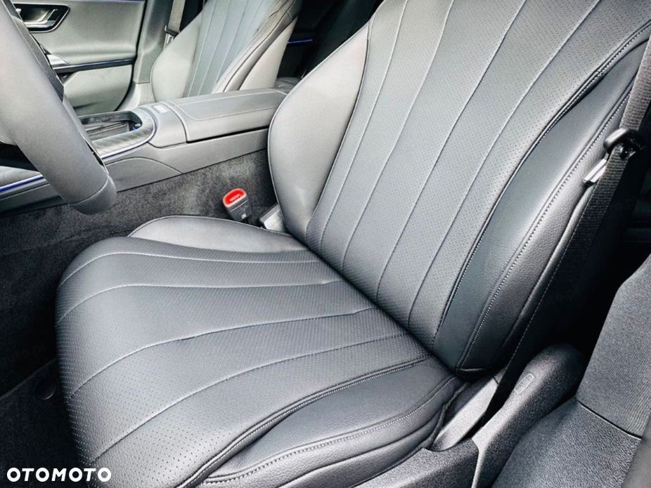 Mercedes-Benz Klasa E 220 d mHEV 4-Matic Avantgarde 9G-Tronic - 8