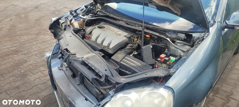 Volkswagen Golf V 1,9 BLS na części - 2