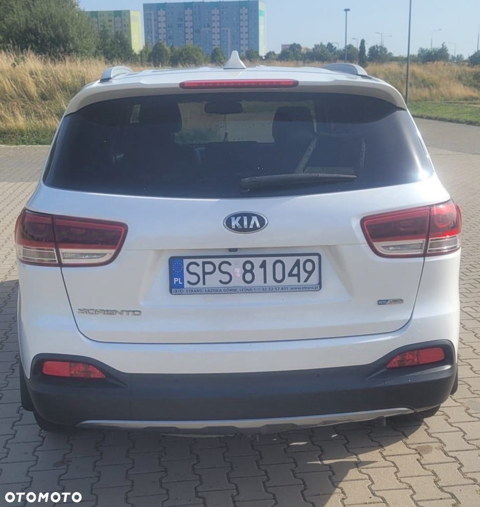 Kia Sorento 2015 photo 4