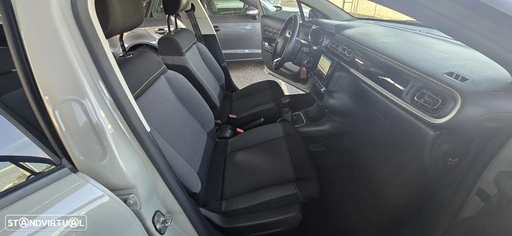 Citroën C3 1.2 PureTech Shine - 28