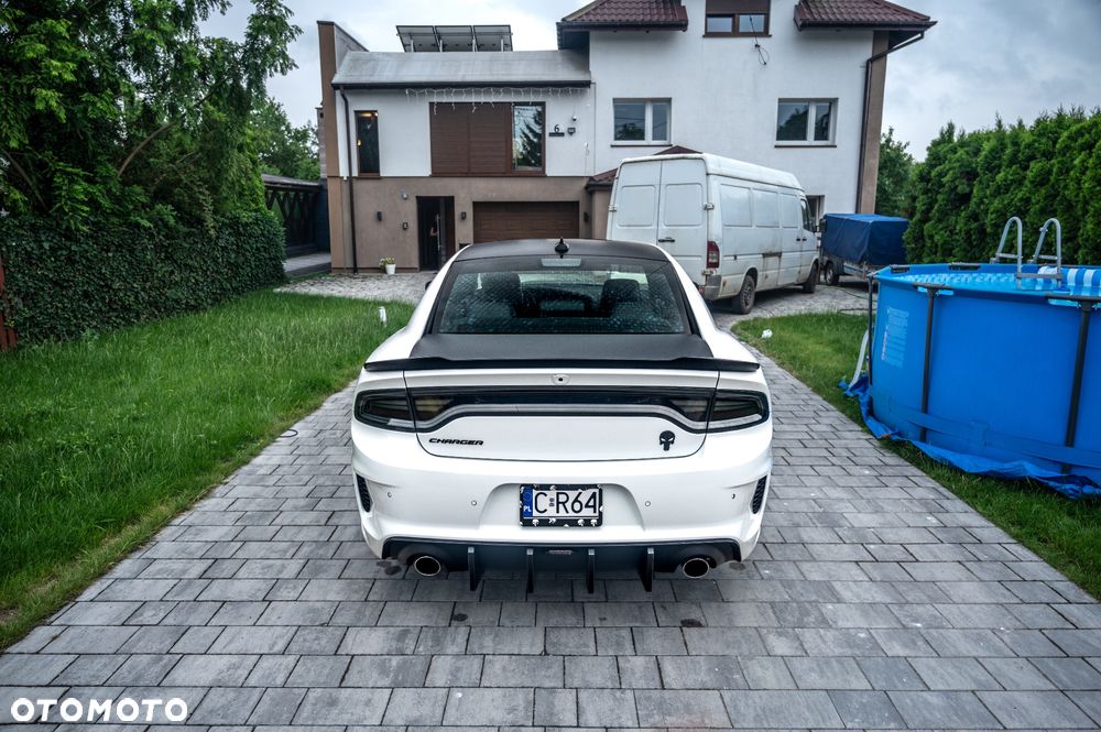 Dodge Charger 6.4 Scat Pack Widebody - 7