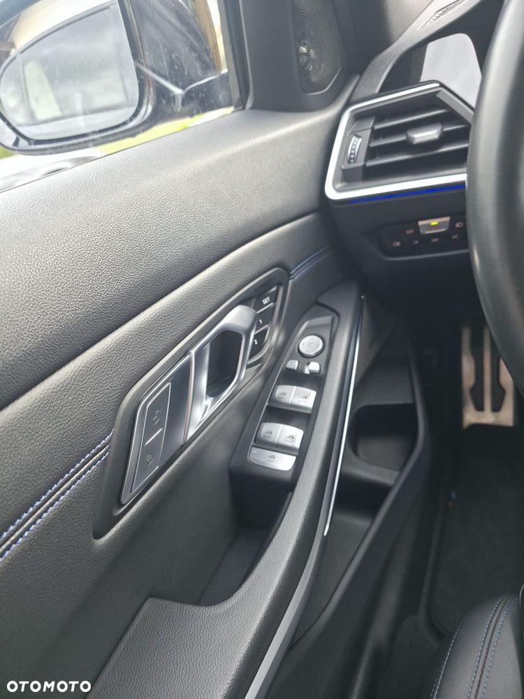 BMW Seria 3 - 14