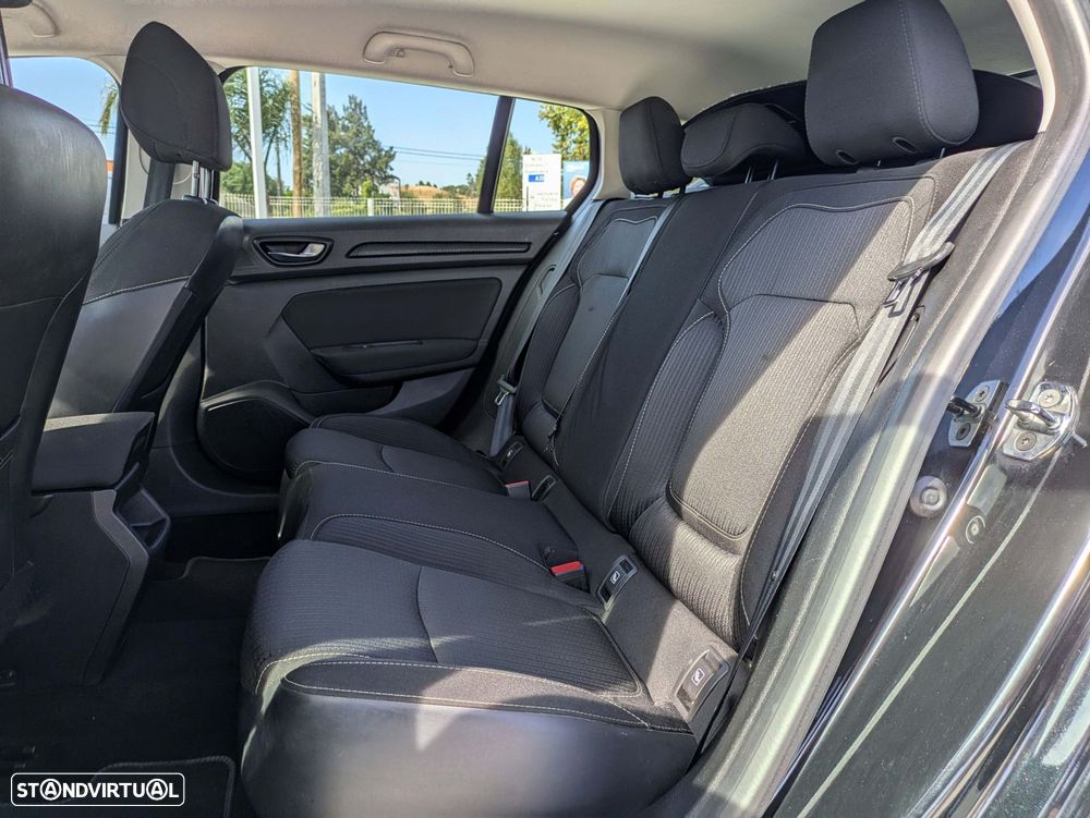 Renault Mégane Sport Tourer 1.5 dCi Zen - 21