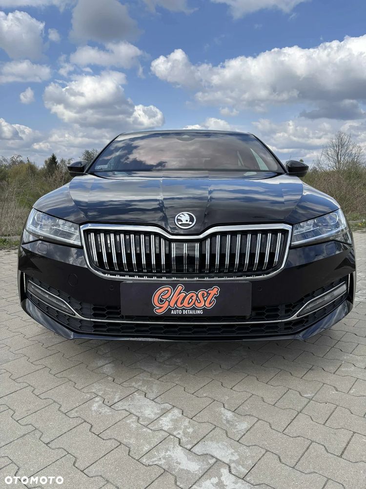 Skoda Superb 2.0 TSI 4x4 L&K DSG - 2