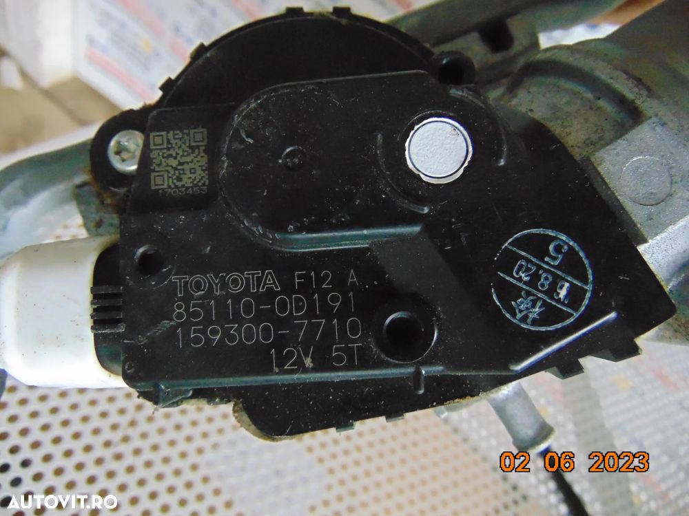 Motoras stergatoare Toyota Yaris 2012-2019 dezmembrez yaris 3 p13 1.0 - 3