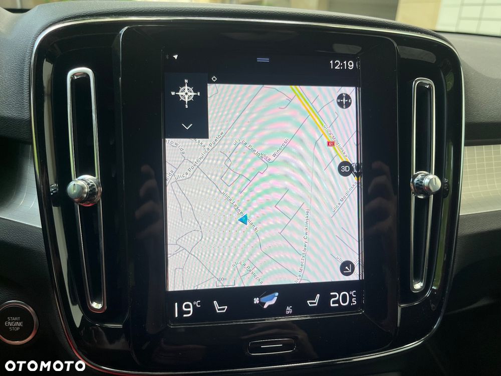 Volvo XC 40 D3 Momentum Pro - 23