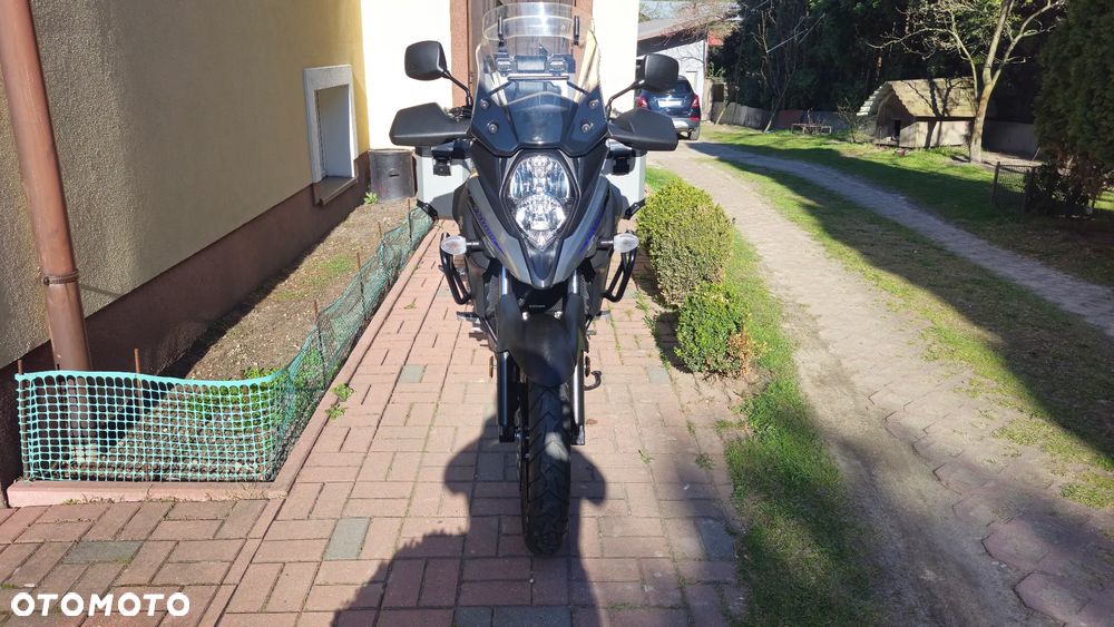 Suzuki V-STROM - 14