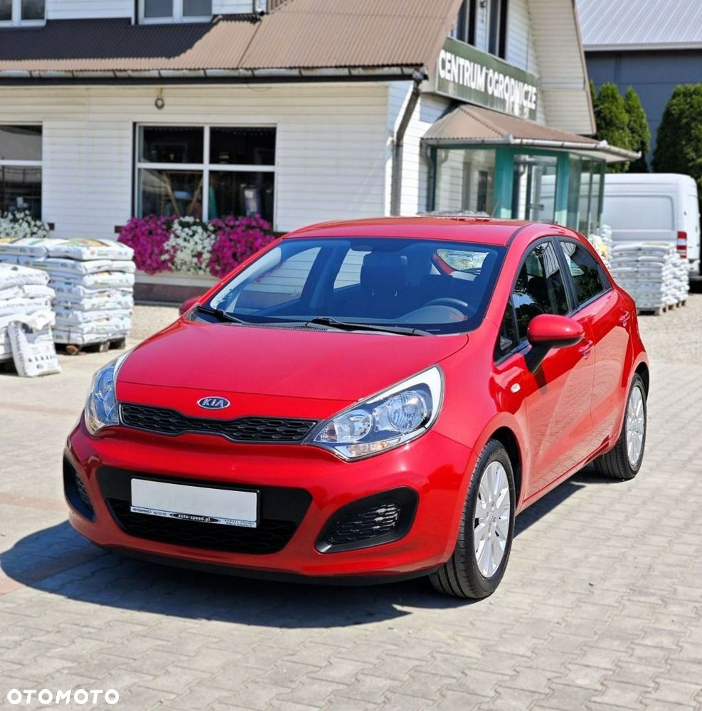 Kia Rio - 2