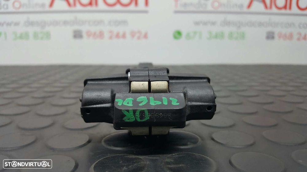 RETENTOR DA PORTA DIANTEIRA DIREITA RENAULT CLIO IV AUTHENTIQUE - 2