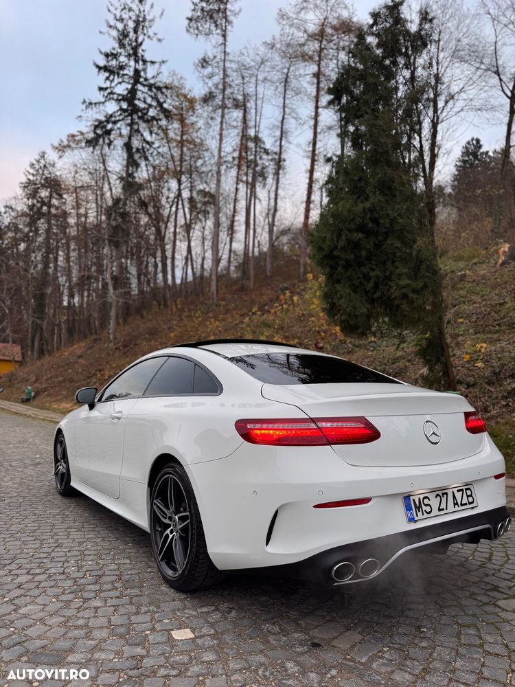 Mercedes-Benz E 400 4MATIC Aut. - 3