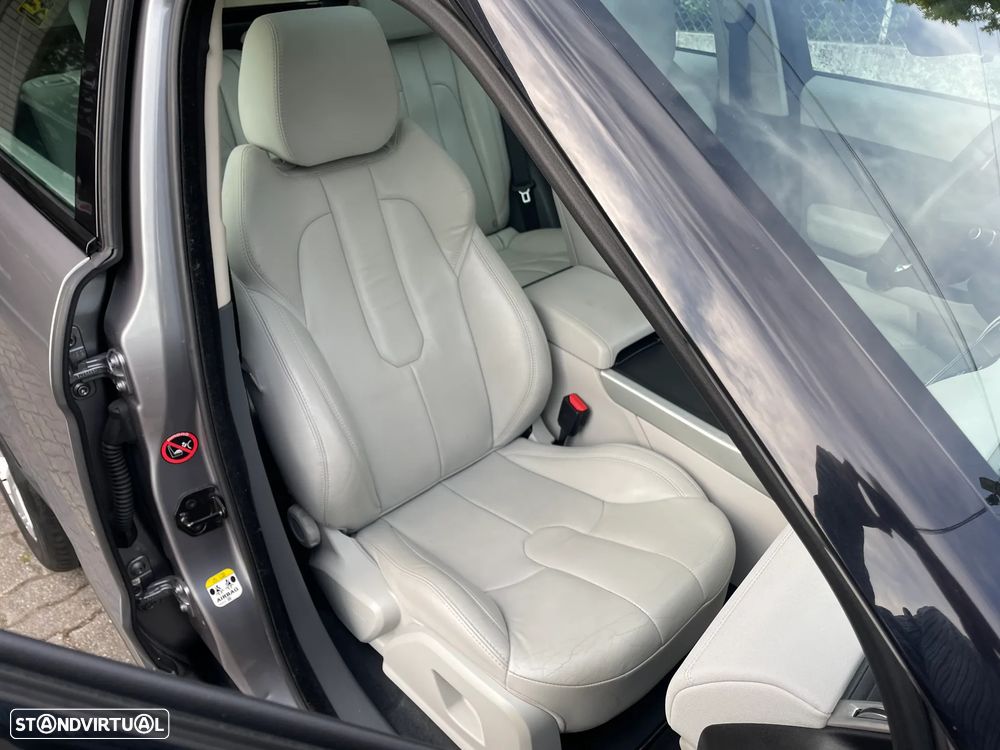Land Rover Range Rover Evoque 2.2 eD4 Prestige - 29