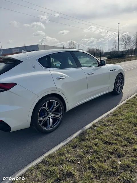 Maserati Levante MHEV GT - 11
