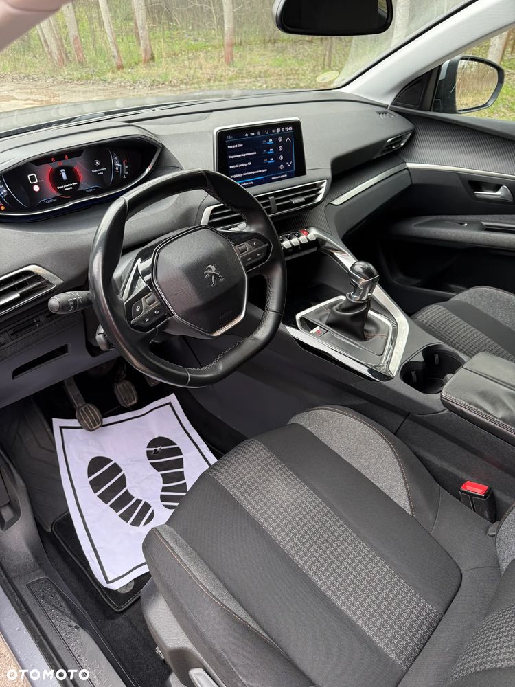 Peugeot 3008 1.5 BlueHDi Allure S&S - 9