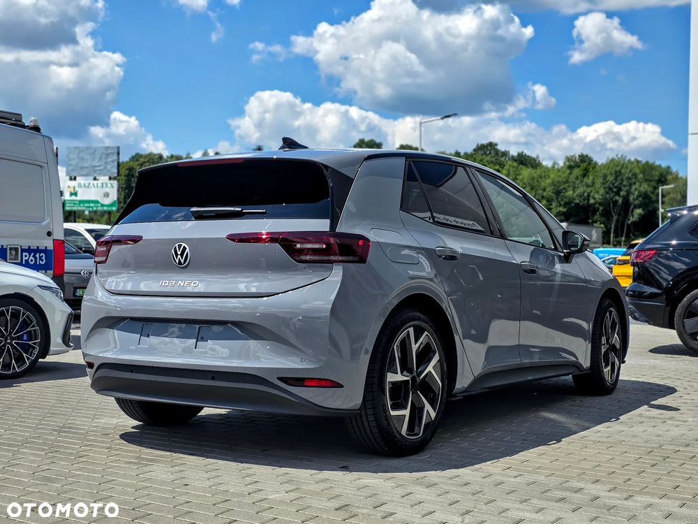 Volkswagen ID.3 Neo 50kWh Style - 8