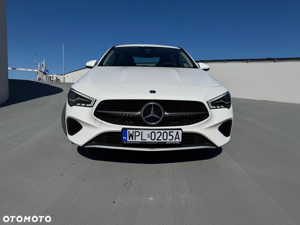 Mercedes-Benz CLA 200 mHEV 7G-DCT - 12