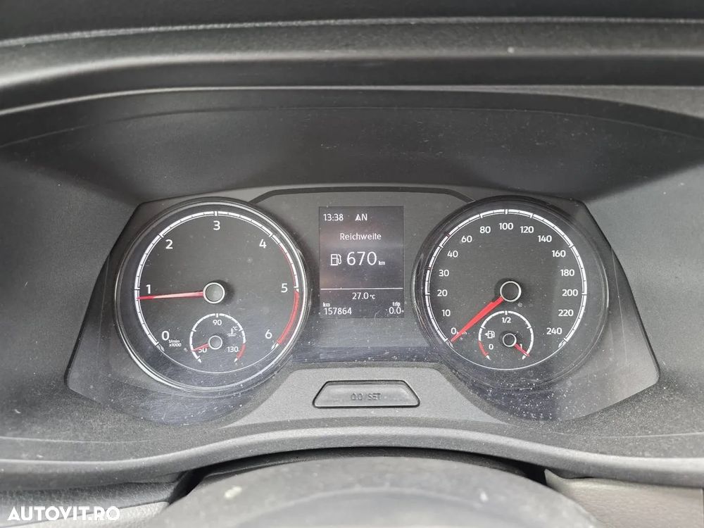 Volkswagen Transporter - 10