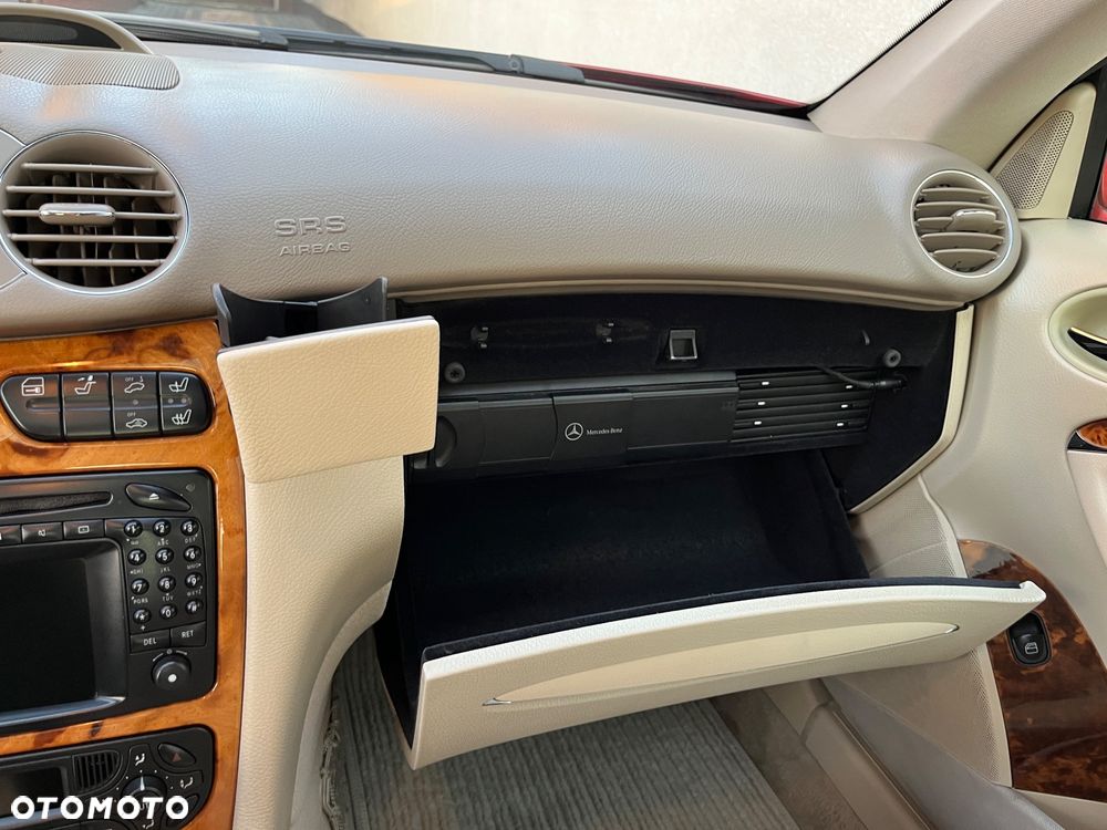 Mercedes-Benz CLK - 20