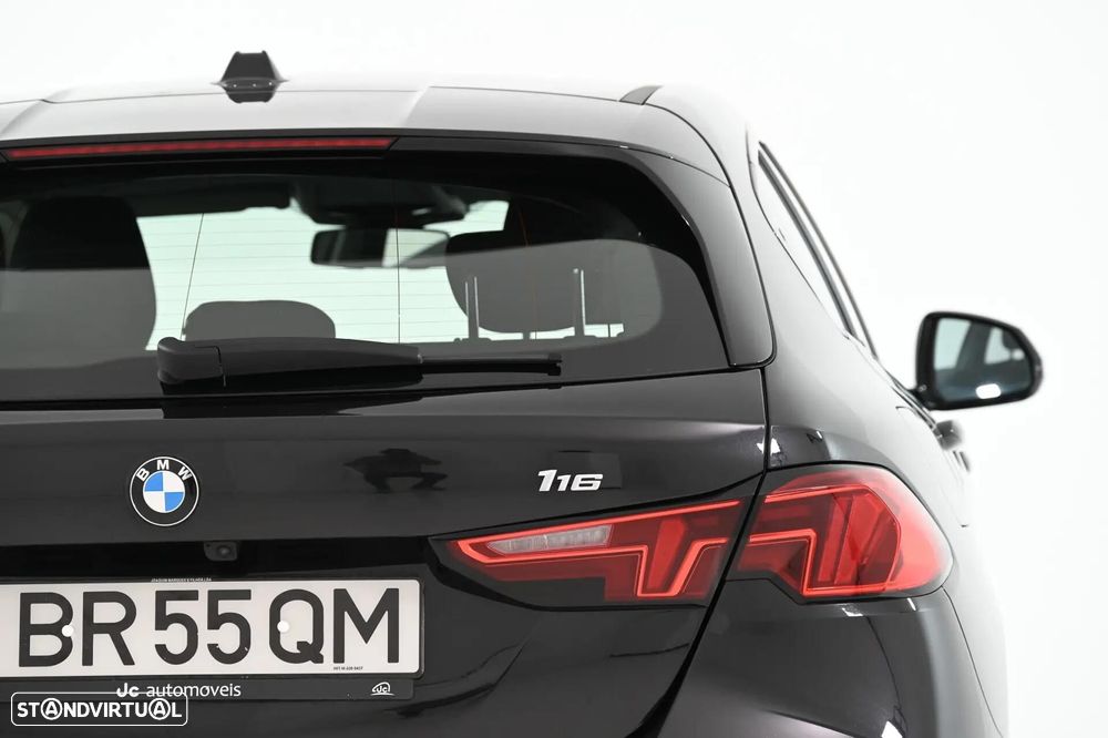 BMW 116 Standard - 11