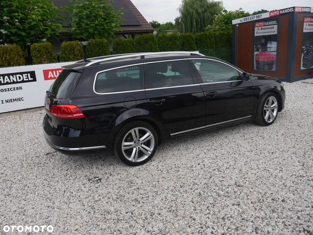 Volkswagen Passat Variant 2.0 TDI BlueMotion Technology Highline - 12