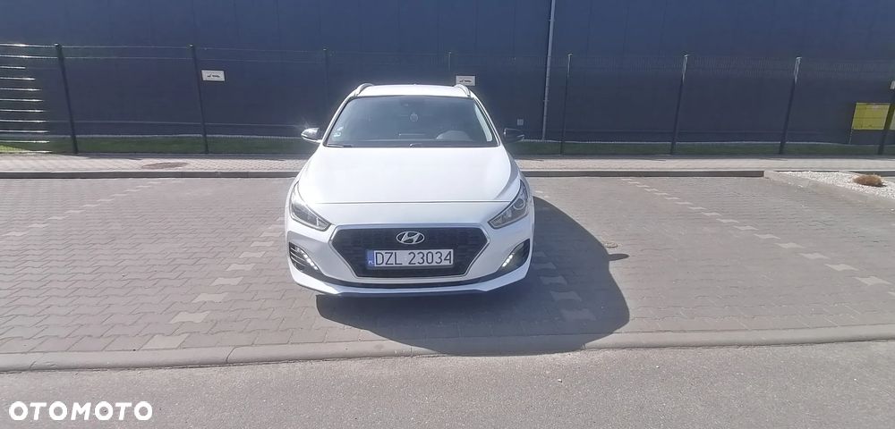 Hyundai i30 1.0 T-GDI YES - 2