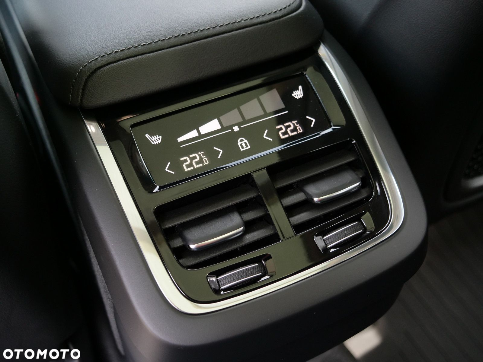 Volvo XC 60 - 18