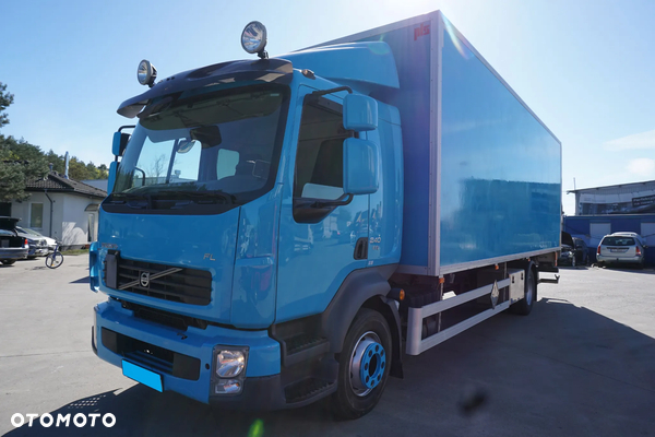 Volvo FL 240