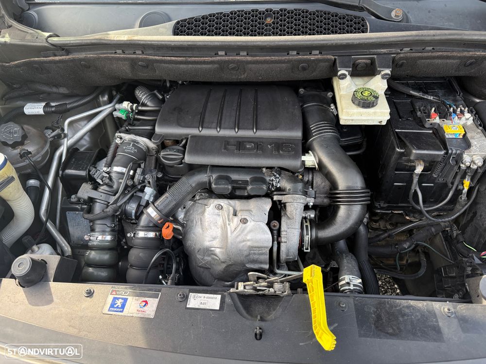 Peugeot Partner HDi FAP 110 Family - 31