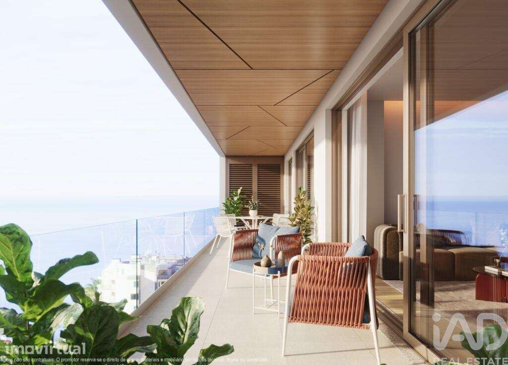Apartamento T2 em Calheta de 153,00 m2 - Grande imagem: 2/16
