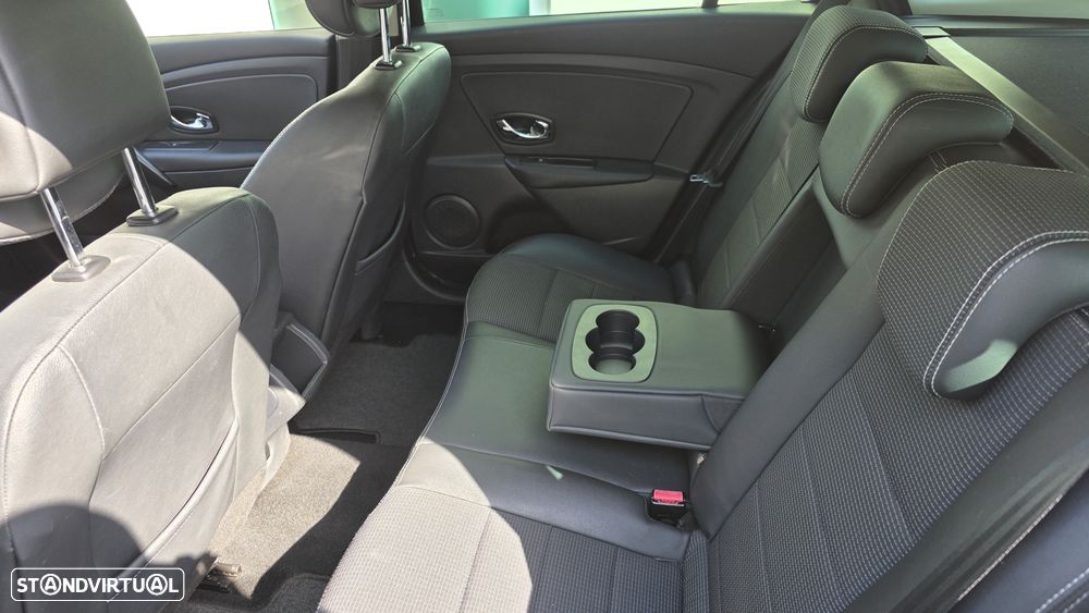 Renault Mégane Sport Tourer 1.5 dCi GT Line EDC - 8