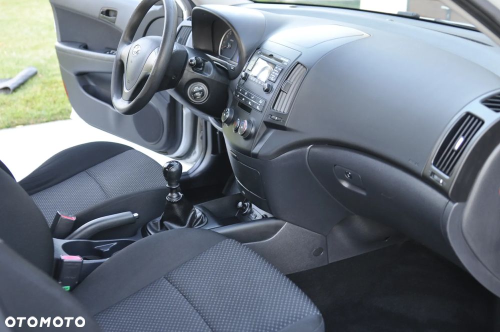 Hyundai i30 i30cw 1.4 blue Classic - 26