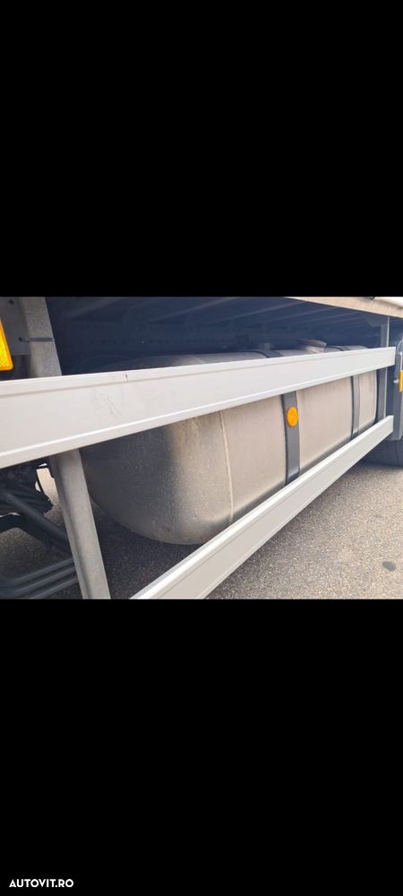 Mercedes-Benz Actros - 9