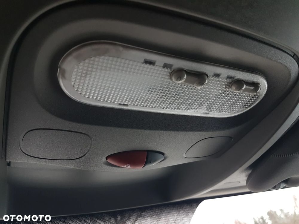 Renault MASTER CHŁODNIA AGREGAT 6EP IZOTERMA 3,33x2,11x2,00 KLIMA DMC 3500 KG MANUAL KRAJOWY - 35