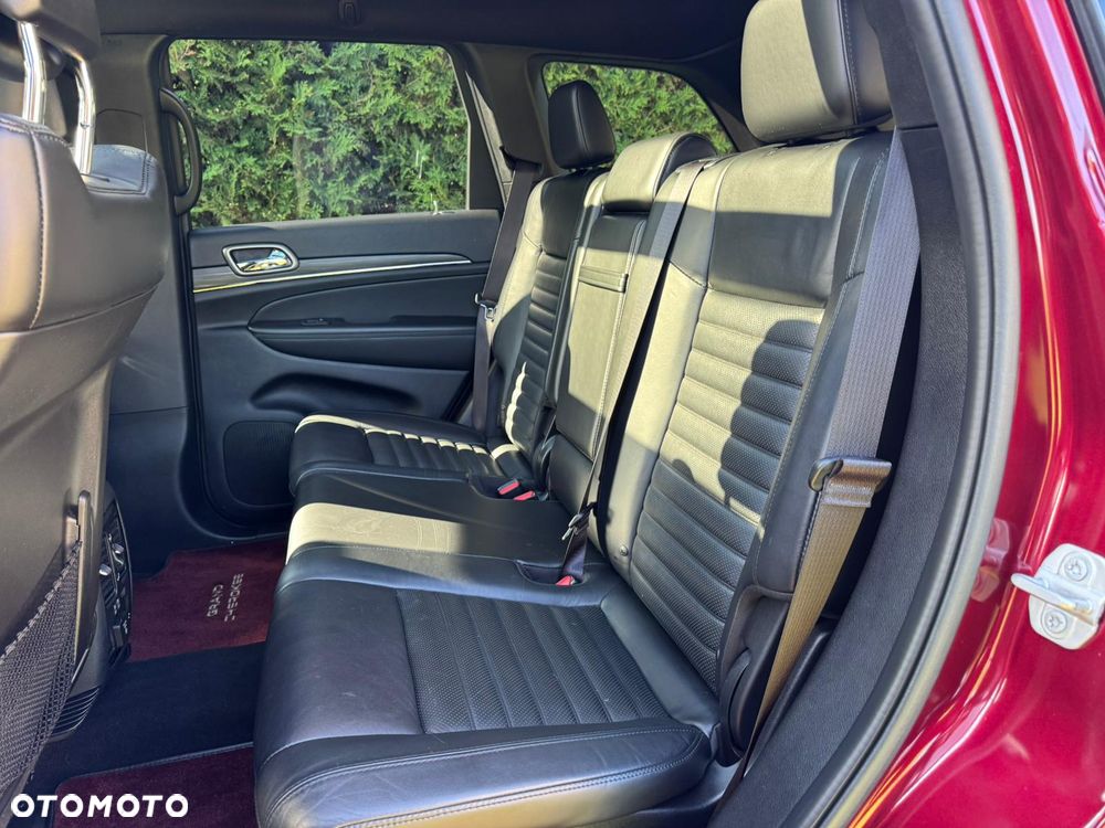 Jeep Grand Cherokee - 17