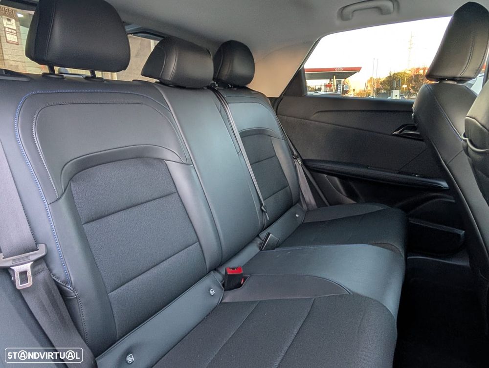 MG MG4 77 kWh Extended Range Luxury - 21