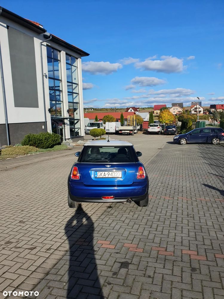 MINI Cooper Standard - 12