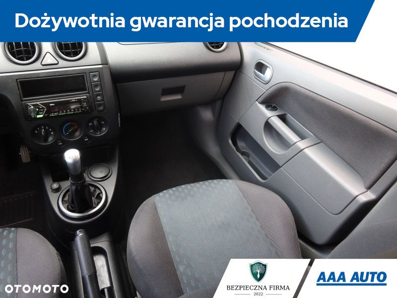 Ford Fiesta - 9