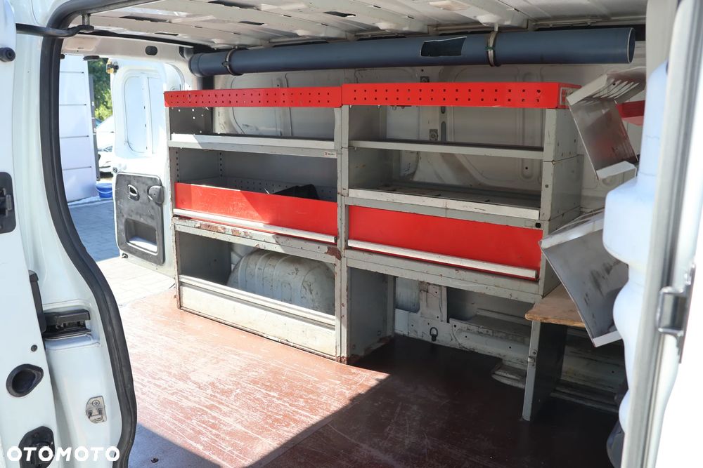 Renault Trafic - 10