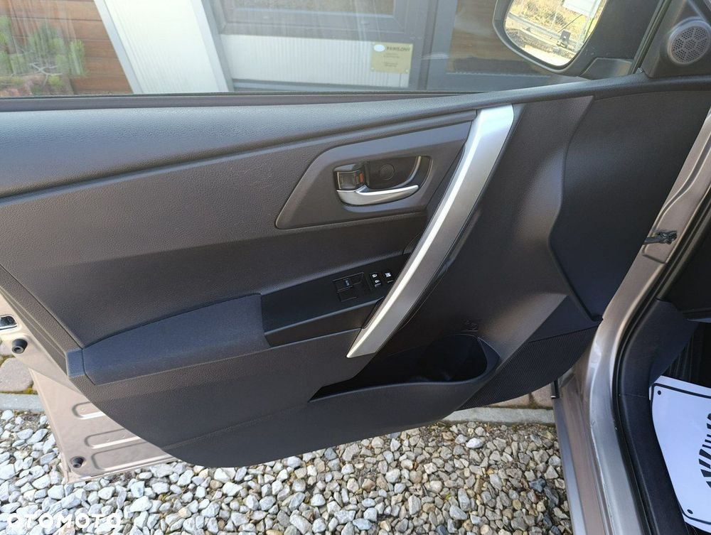 Toyota Auris - 20