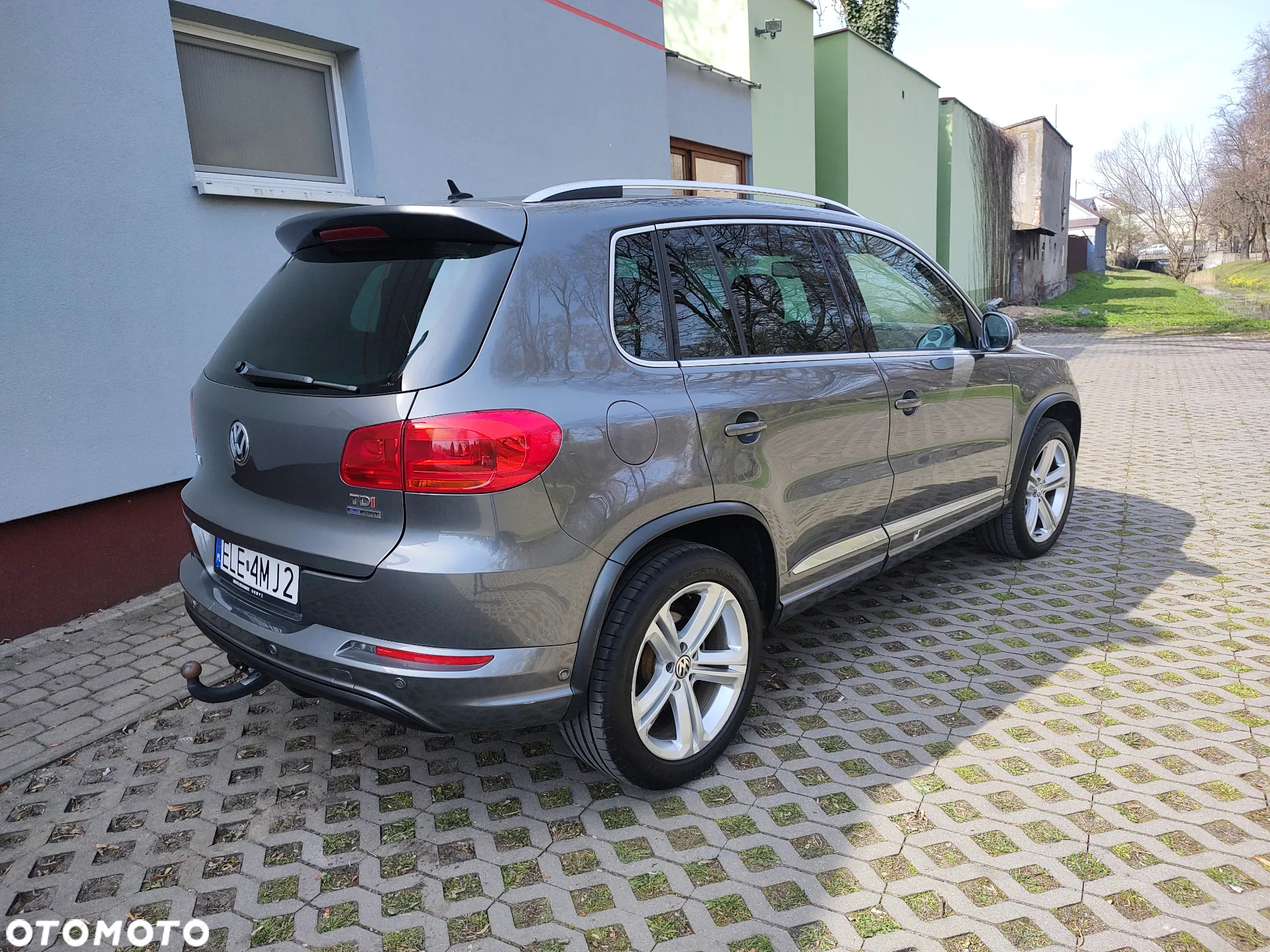 Volkswagen Tiguan - 5