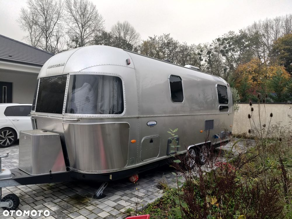 Airstream International 604 Przyczepa Kempingowa Super Stan - 2